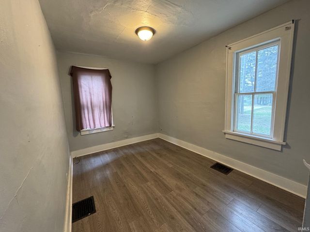 1216 pontiac Street, Rochester, IN 46975