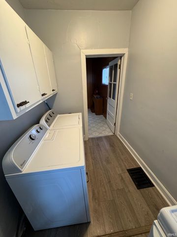 1216 pontiac Street, Rochester, IN 46975