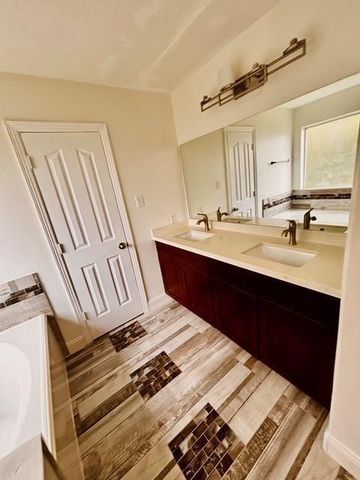 23915 Floragate Drive, Spring, TX 77373