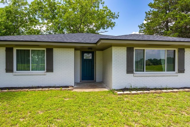 3505 Brunes Mill Road, Columbus, TX 78934