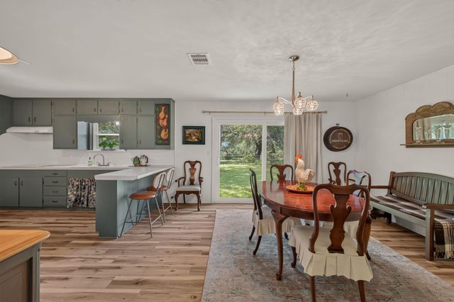 3505 Brunes Mill Road, Columbus, TX 78934