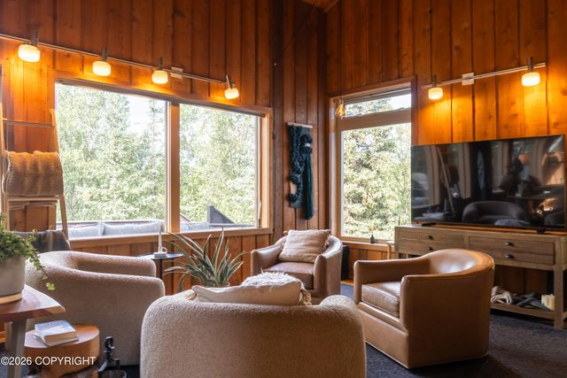 9843 Conifer Street, Anchorage, AK 99507