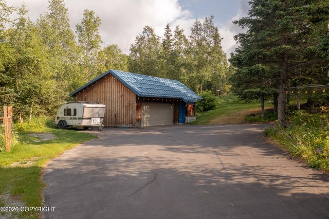 9843 Conifer Street, Anchorage, AK 99507
