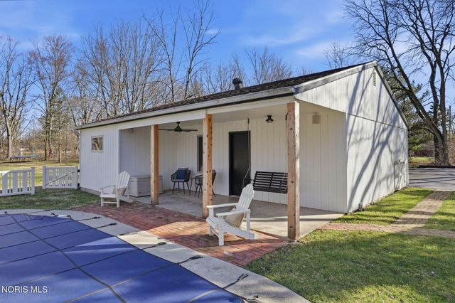 9882 Us-224, Findlay, OH 45840