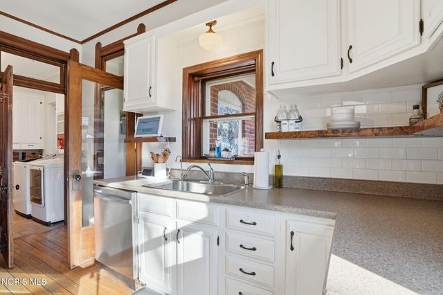 9882 Us-224, Findlay, OH 45840