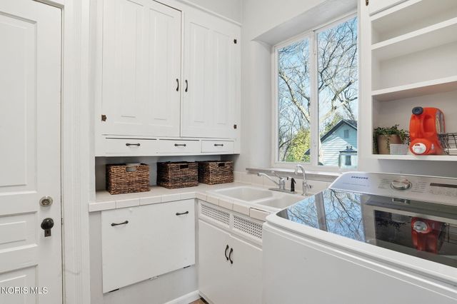 9882 Us-224, Findlay, OH 45840