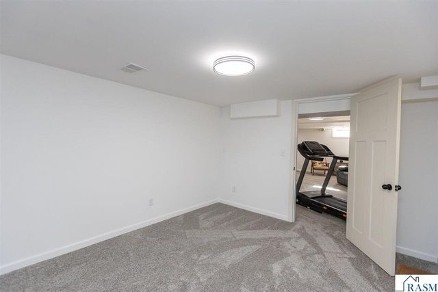 301 Nottingham Court, North Mankato, MN 56003