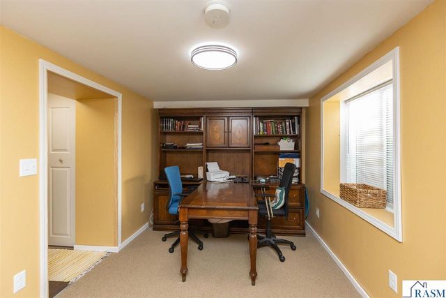 301 Nottingham Court, North Mankato, MN 56003