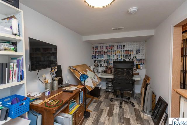 301 Nottingham Court, North Mankato, MN 56003