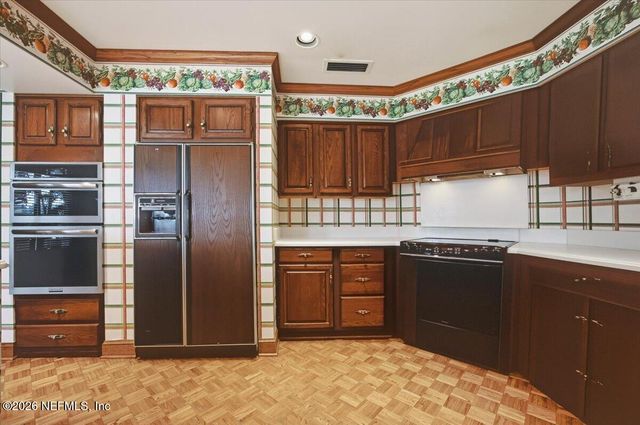 4501 ORTEGA FARMS Circle, Jacksonville, FL 32210