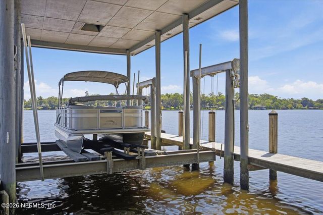 4501 ORTEGA FARMS Circle, Jacksonville, FL 32210