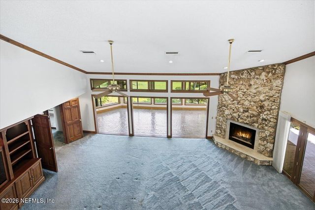 4501 ORTEGA FARMS Circle, Jacksonville, FL 32210