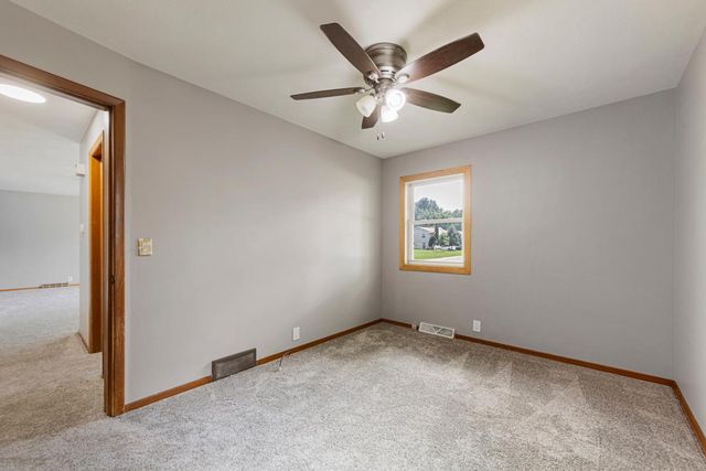 1032 Valley View Road, Faribault, MN 55021