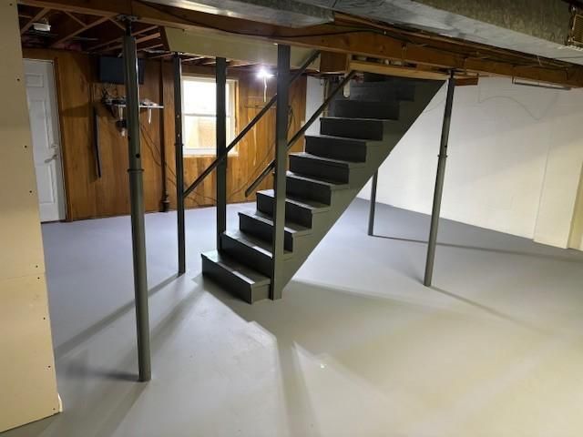 1032 Valley View Road, Faribault, MN 55021