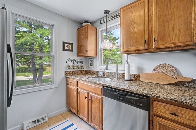3 Marisa Drive, West Bridgewater, MA 02379