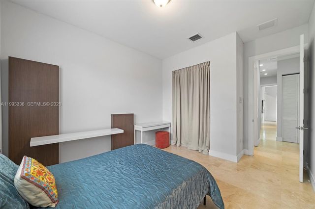 3506 NE 166th Street 4, North Miami Beach, FL 33160