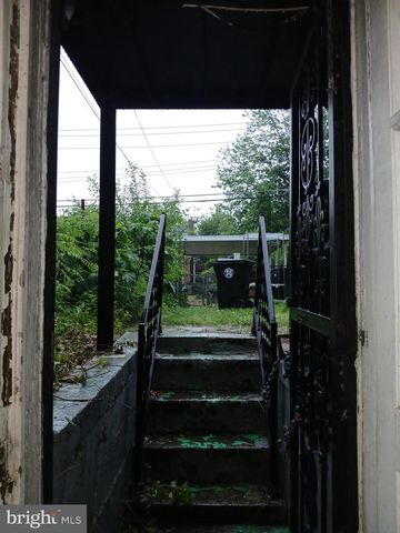 3112 LIBERTY PKWY, Dundalk, MD 21222