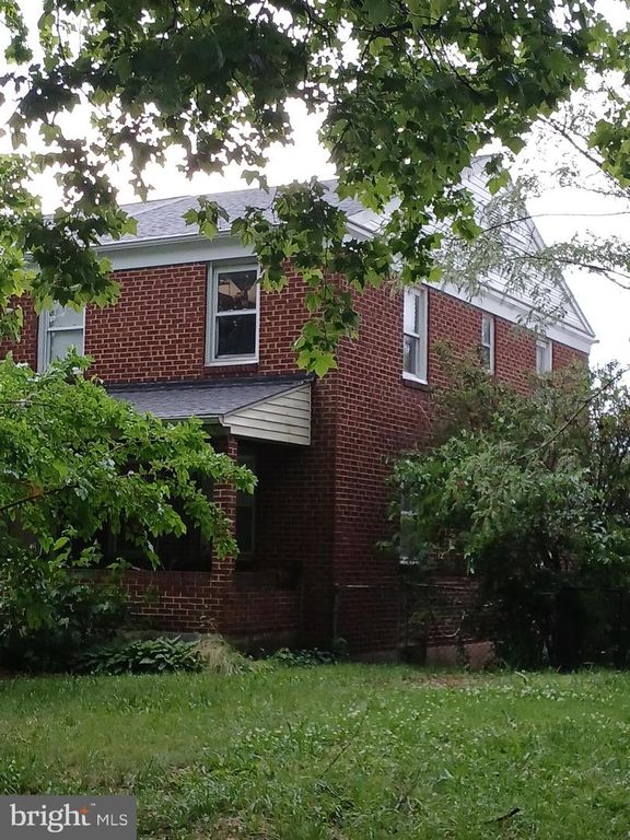 3112 LIBERTY PKWY, Dundalk, MD 21222