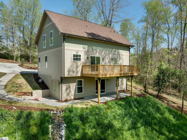 3064 Woodale Drive, Seneca, SC 29678