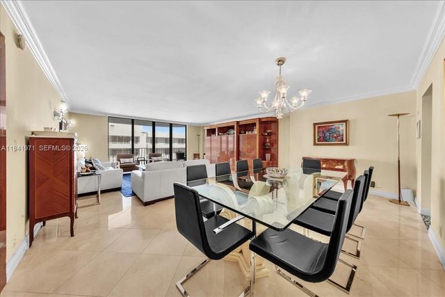 8877 Collins Ave PH-2, Surfside, FL 33154