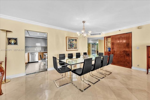 8877 Collins Ave PH-2, Surfside, FL 33154