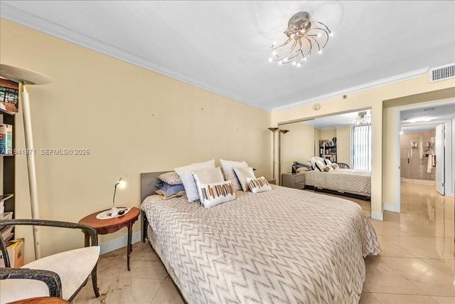 8877 Collins Ave PH-2, Surfside, FL 33154