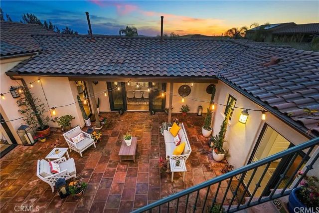 9 Paniolo Road, Ladera Ranch, CA 92694