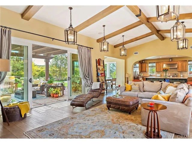 9 Paniolo Road, Ladera Ranch, CA 92694