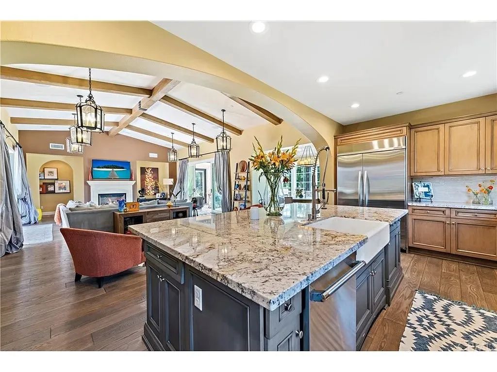 9 Paniolo Road, Ladera Ranch, CA 92694