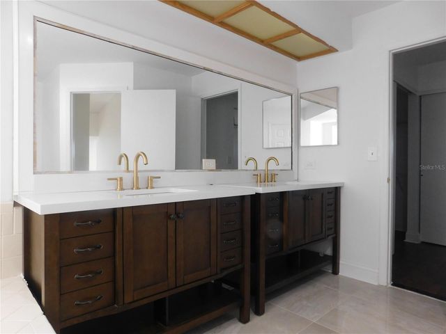 2233 SPRINGWOOD CIRCLE W, Clearwater, FL 33763