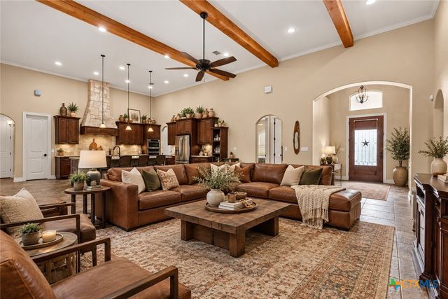 611 Shady Hollow, New Braunfels, TX 78132