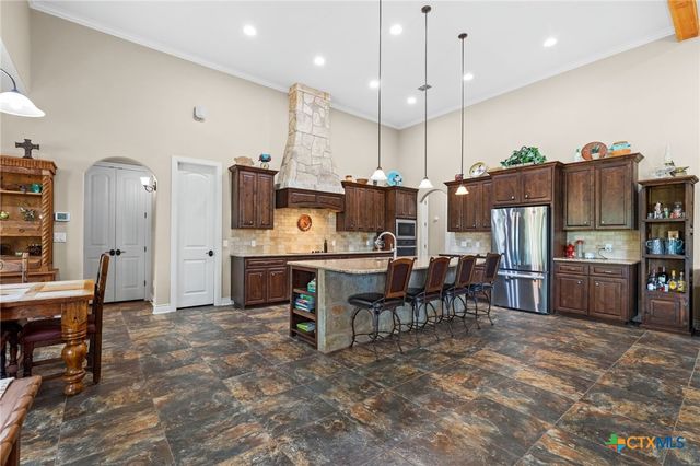 611 Shady Hollow, New Braunfels, TX 78132