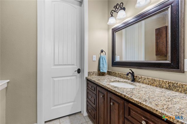 611 Shady Hollow, New Braunfels, TX 78132