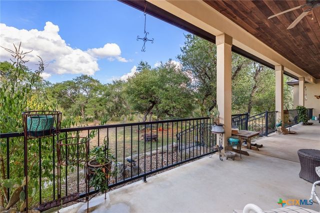 611 Shady Hollow, New Braunfels, TX 78132