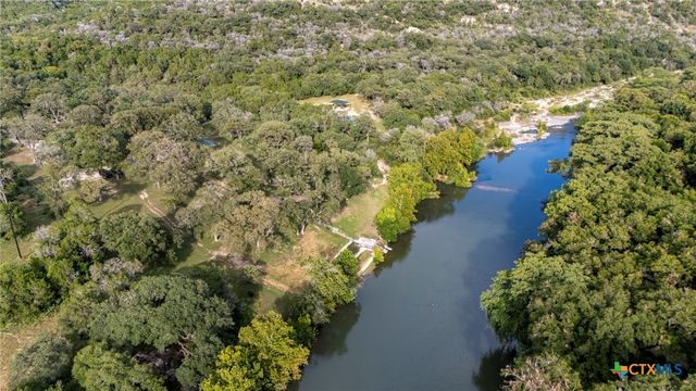 611 Shady Hollow, New Braunfels, TX 78132