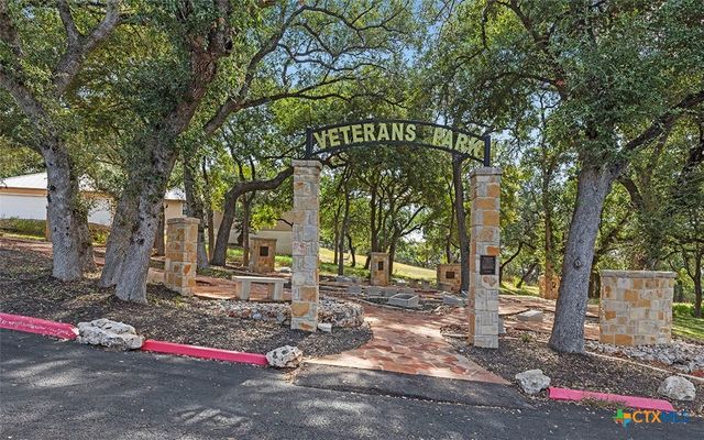 611 Shady Hollow, New Braunfels, TX 78132