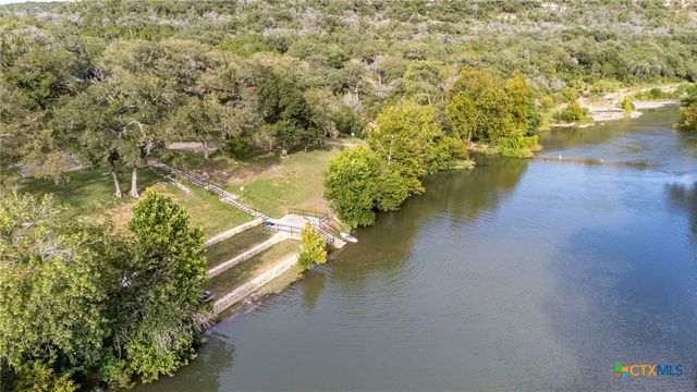 611 Shady Hollow, New Braunfels, TX 78132