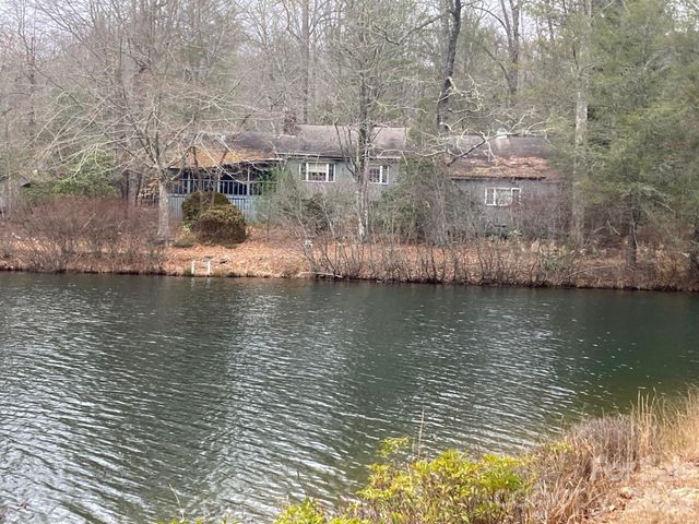 269 Notlvsi Court, Brevard, NC 28712