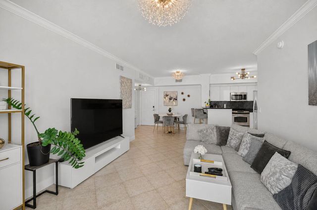 625 Casa Loma Boulevard 1009, Boynton Beach, FL 33435