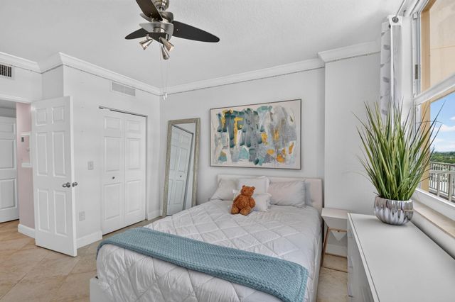 625 Casa Loma Boulevard 1009, Boynton Beach, FL 33435