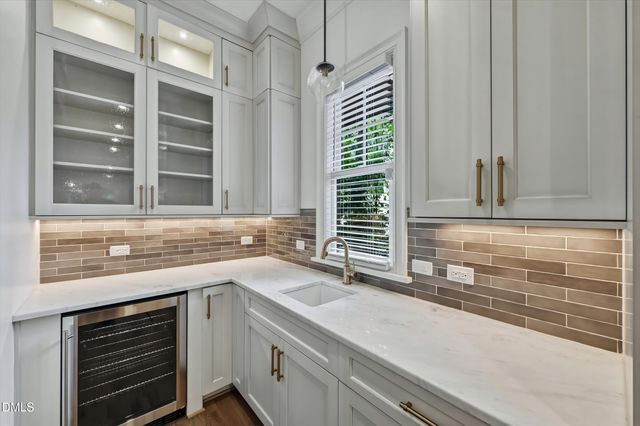 2721 St Marys Street, Raleigh, NC 27609