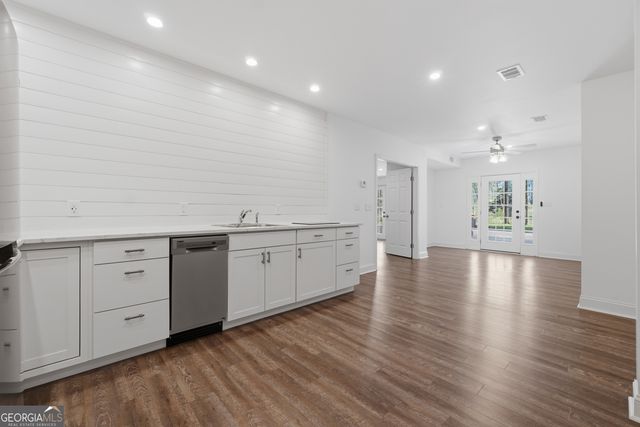 428 Deer Creek Trail, Hoschton, GA 30548