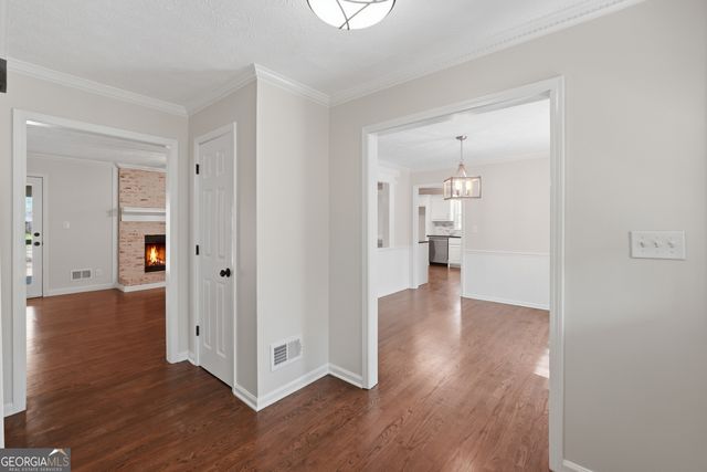 428 Deer Creek Trail, Hoschton, GA 30548