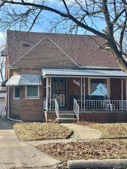 17205 Shaftsbury Avenue, Detroit, MI 48219