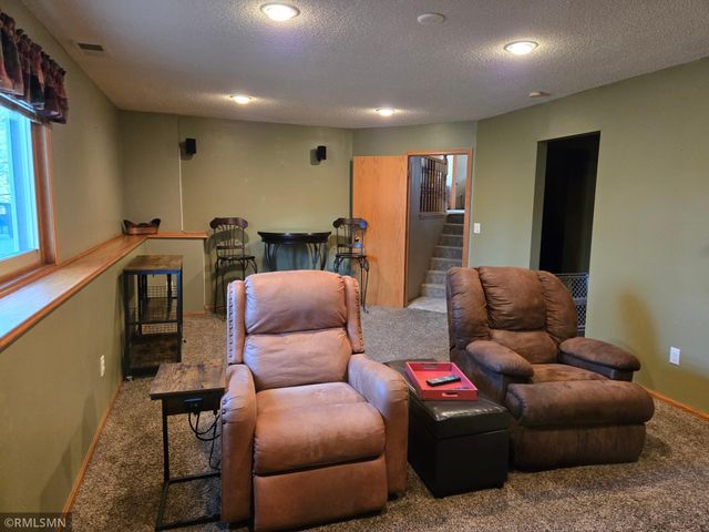 1229 Choke Cherry Road, Lino Lakes, MN 55038