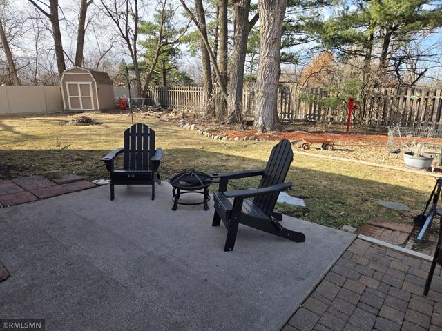 1229 Choke Cherry Road, Lino Lakes, MN 55038