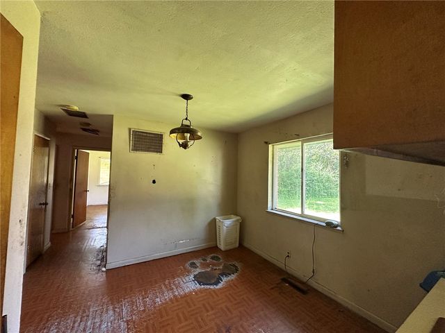 708 Lawndale Drive, Springdale, AR 72764