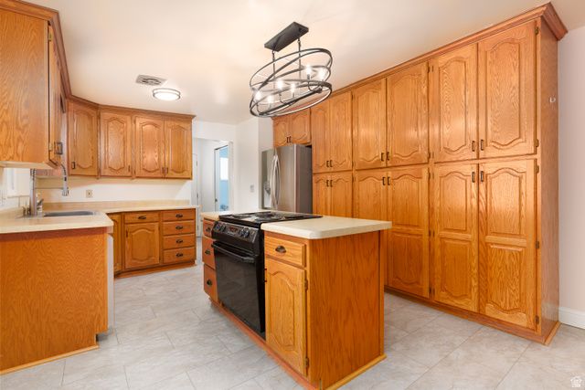 1104 E 5235 S, Murray, UT 84117