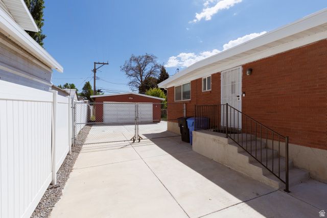 1104 E 5235 S, Murray, UT 84117
