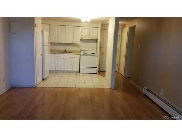 1304 S Parker Rd 240, Denver, CO 80231